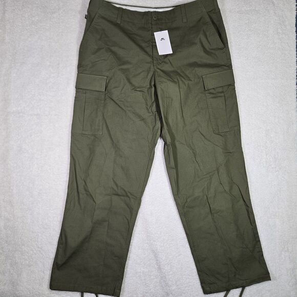 Nike SB Kearny Skate Cargo Pants Olive Mens 38 Loose Fit Straight Leg FQ0495-222 - Picture 1 of 11